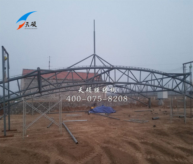 山东泰安长兴农业膜结构施工中